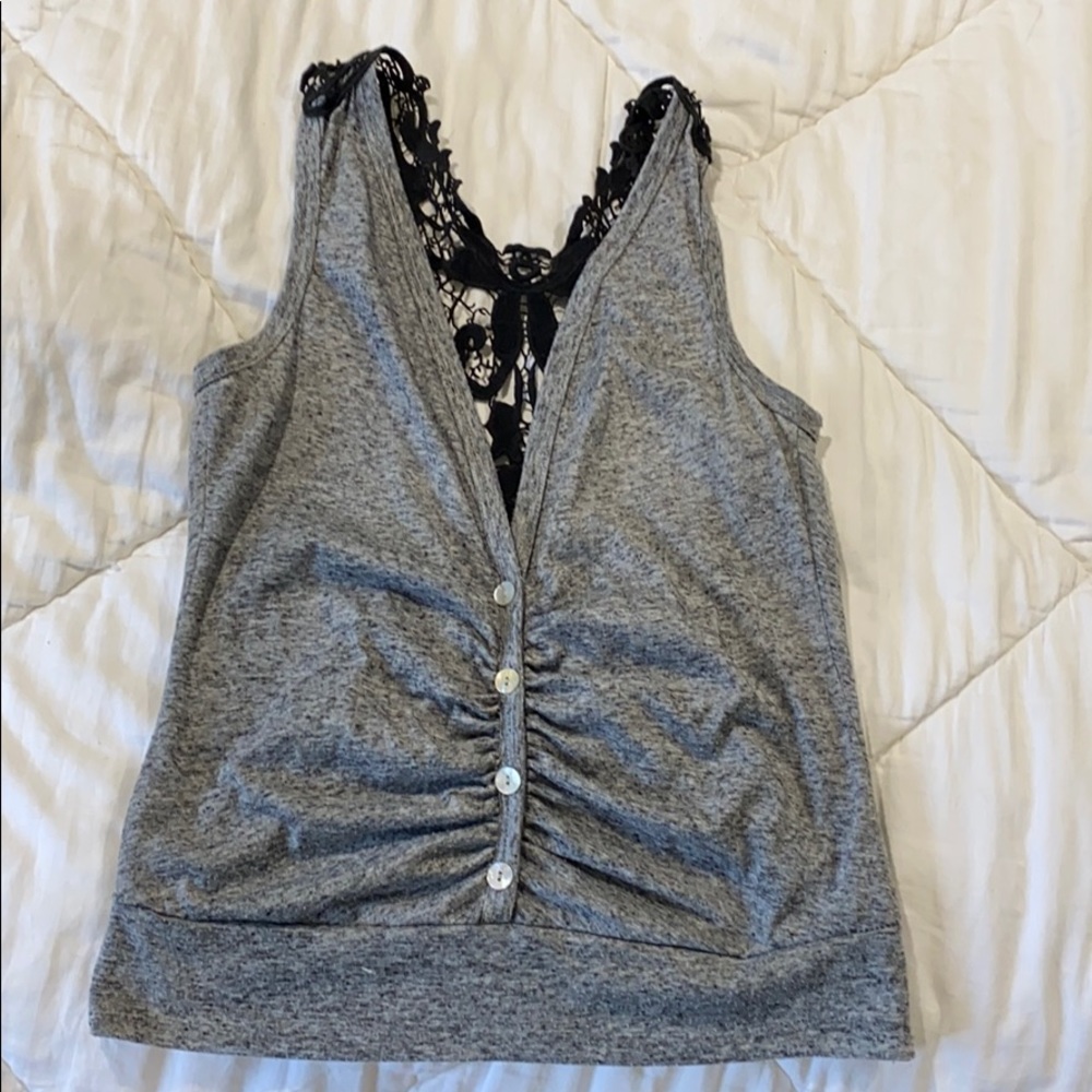 Grey top